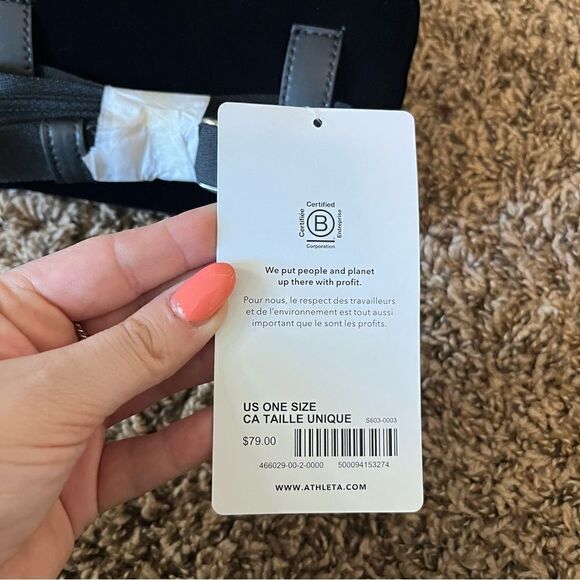 Athleta Revive Velvet Waistbag - Picture 14 of 14